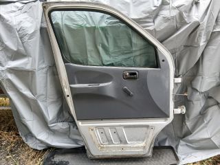 bontott TOYOTA HIACE Bal első Ajtó (Részeivel)