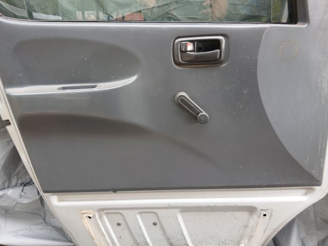 bontott TOYOTA HIACE Bal első Ajtó (Részeivel)