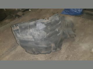 bontott TOYOTA HIACE Bal első Első Dobbetét (Kerékjárati, Műanyag)