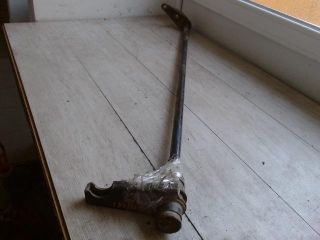 bontott TOYOTA HIACE Bal első Torziós Rúd