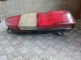 bontott TOYOTA HIACE Bal Hátsó Lámpa