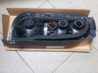 bontott TOYOTA HIACE Bal Hátsó Lámpa