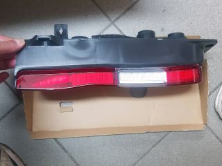 bontott TOYOTA HIACE Bal Hátsó Lámpa