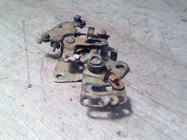 bontott TOYOTA HIACE Bal Tolóajtó Zárszerkezet