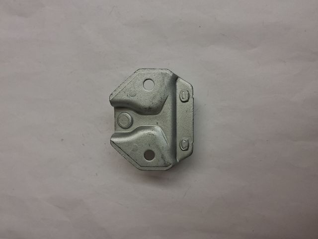 bontott TOYOTA HIACE Csomagtérajtó Ütköző