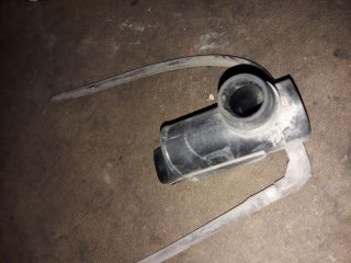 bontott TOYOTA HIACE Első Ablakmosó Szivattyú