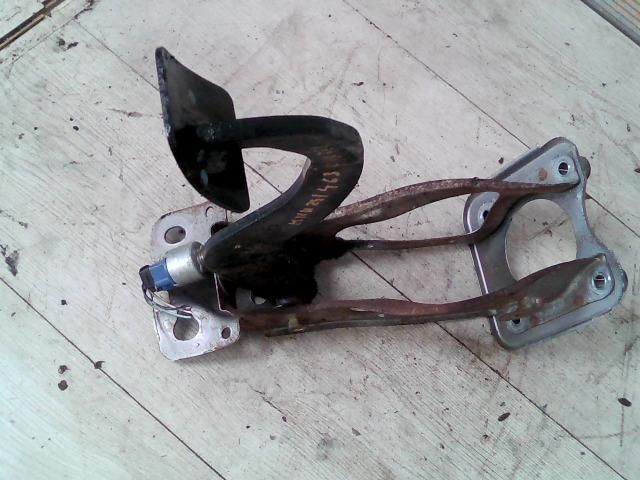 bontott TOYOTA HIACE Fékpedál