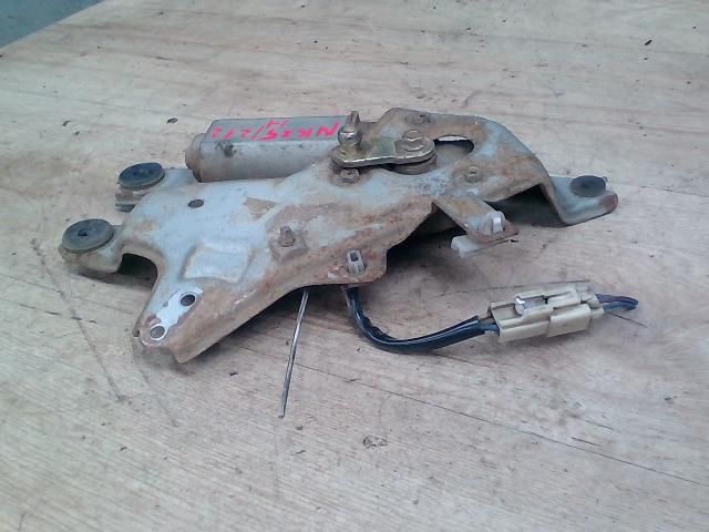 bontott TOYOTA HIACE Hátsó Ablaktörlő Motor