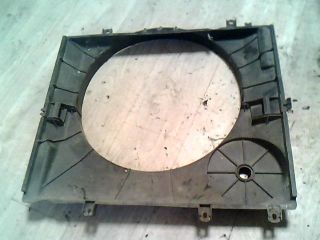 bontott TOYOTA HIACE Hűtő Légterelő