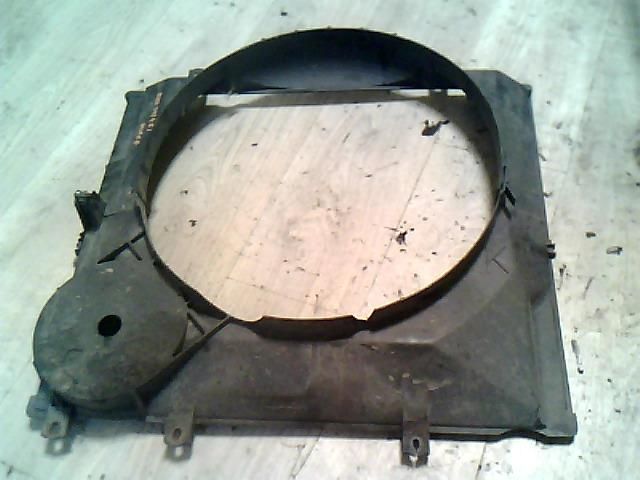 bontott TOYOTA HIACE Hűtő Légterelő