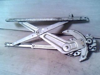 bontott TOYOTA HIACE Jobb első Ablakemelő Szerkezet (Mechanikus)