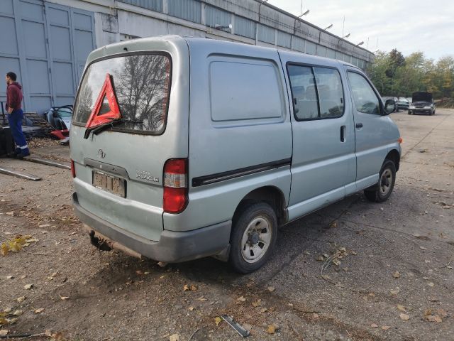 bontott TOYOTA HIACE Jobb első Ajtó (Részeivel)