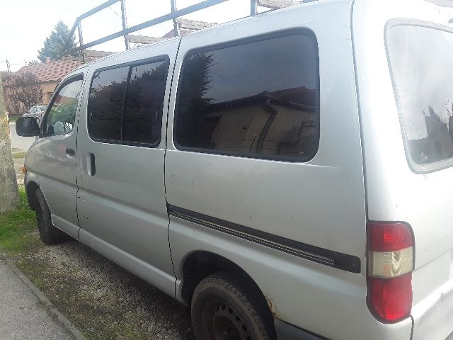 bontott TOYOTA HIACE Jobb első Ajtó (Részeivel)