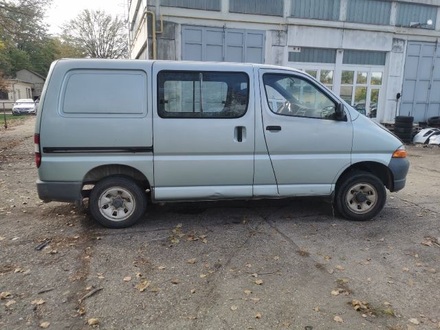 bontott TOYOTA HIACE Jobb első Ajtó (Részeivel)