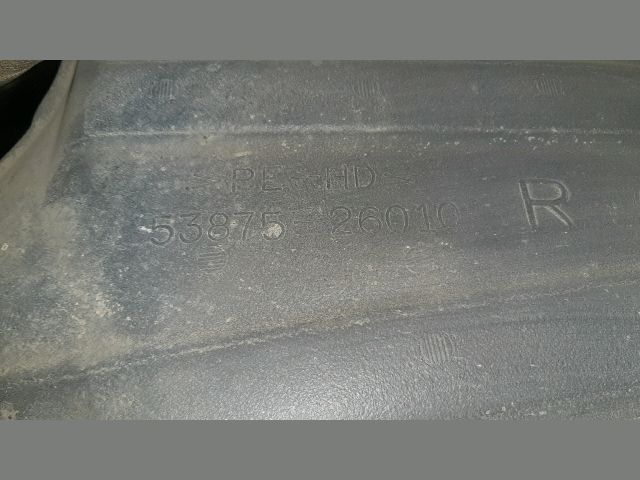 bontott TOYOTA HIACE Jobb első Első Dobbetét (Kerékjárati, Műanyag)