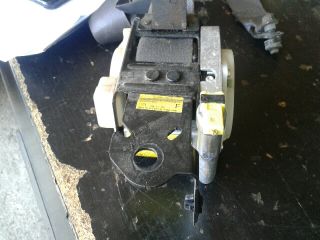 bontott TOYOTA HIACE Jobb első Övfeszítő