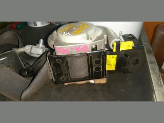 bontott TOYOTA HIACE Jobb első Övfeszítő