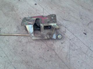 bontott TOYOTA HIACE Jobb Tolóajtó Zárszerkezet