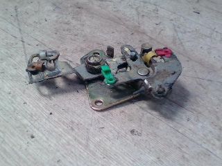 bontott TOYOTA HIACE Jobb Tolóajtó Zárszerkezet