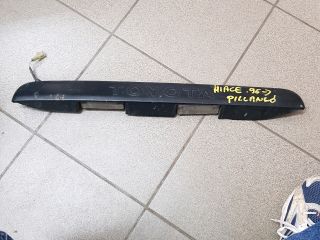 bontott TOYOTA HIACE Rendszámtábla Világítás Keret