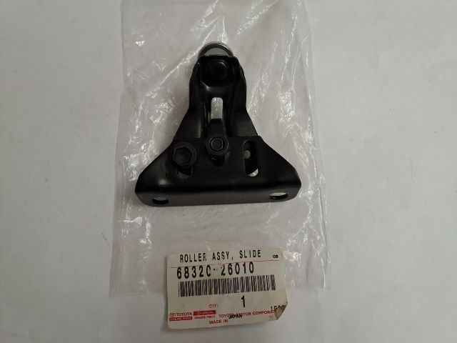 bontott TOYOTA HIACE Tolóajtó Sín Görgő