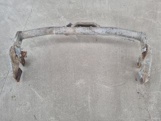 bontott TOYOTA HIACE Vonóhorog