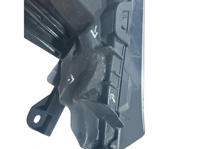 bontott TOYOTA HIGHLANDER Bal Ledes Fényszóró