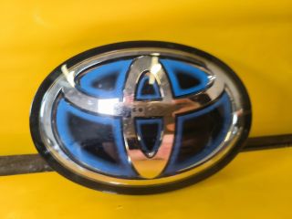 bontott TOYOTA HIGHLANDER Első Embléma