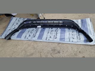 bontott TOYOTA HIGHLANDER Első Lökhárító Alsó (Műanyag)