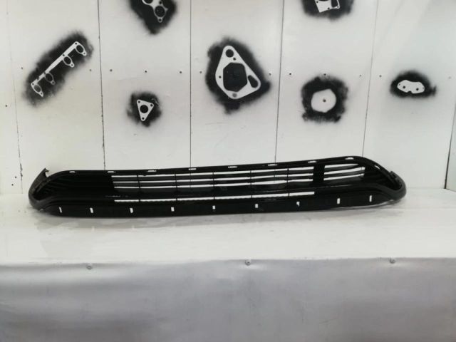 bontott TOYOTA HIGHLANDER Első Lökhárító Légterelő