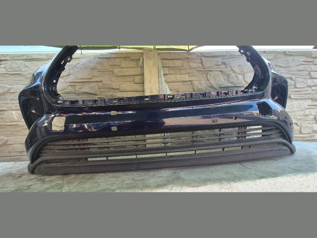 bontott TOYOTA HIGHLANDER Első Lökhárító (Üresen)