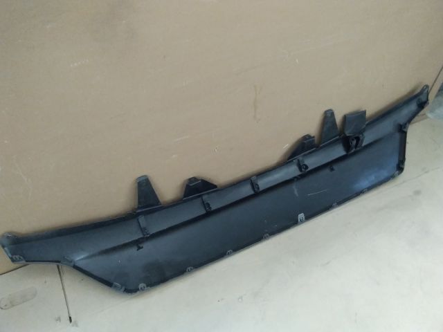 bontott TOYOTA HIGHLANDER Hátsó Lökhárító Alsó (Műanyag)