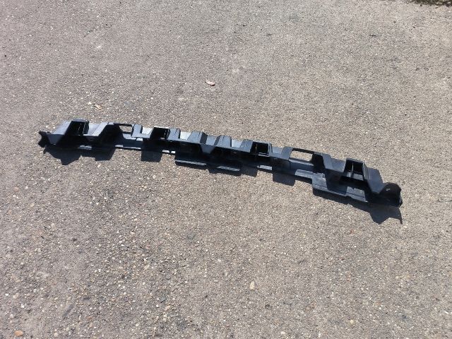 bontott TOYOTA HIGHLANDER Hátsó Lökhárító Merevítő (Fém)