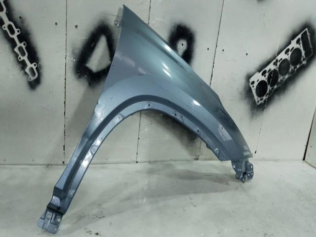 bontott TOYOTA HIGHLANDER Jobb első Sárvédő