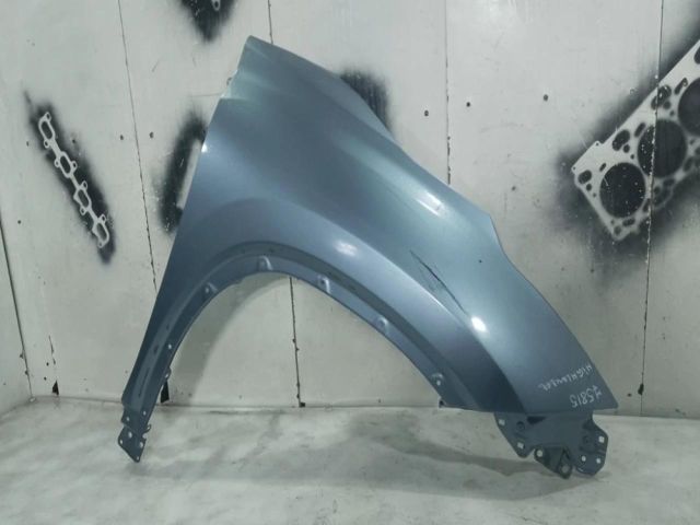 bontott TOYOTA HIGHLANDER Jobb első Sárvédő