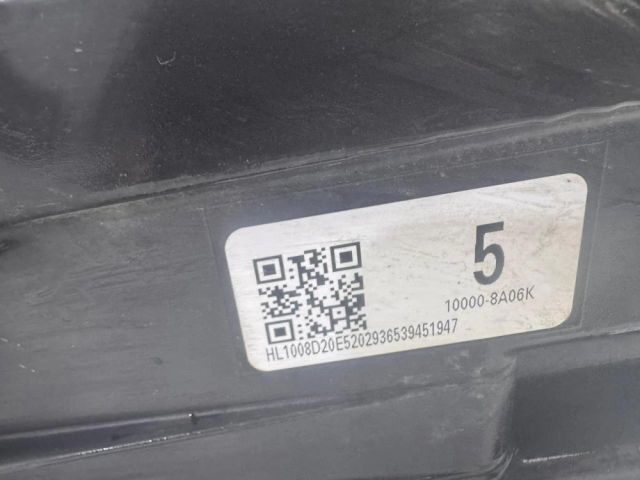 bontott TOYOTA HIGHLANDER Jobb Ledes Fényszóró