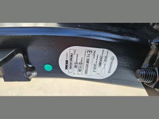 bontott TOYOTA HIGHLANDER Vonóhorog