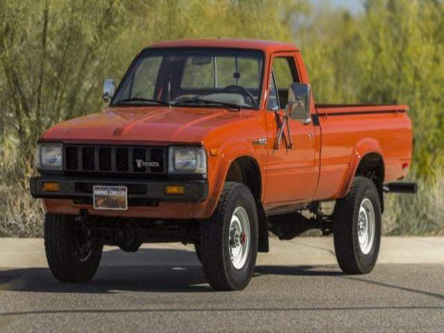 bontott TOYOTA HILUX Hátsó Futómű (Részeivel)