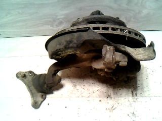 bontott TOYOTA HILUX Bal első Csonkállvány Kerékaggyal