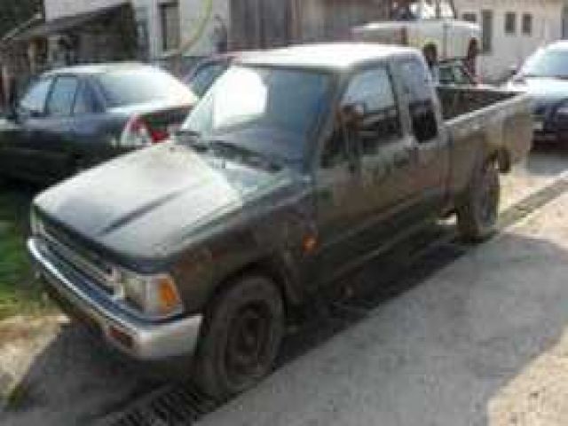 bontott TOYOTA HILUX Első Stabilizátor Pálca