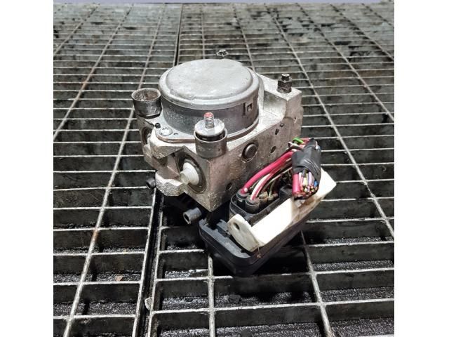 bontott TOYOTA HILUX ABS Kocka