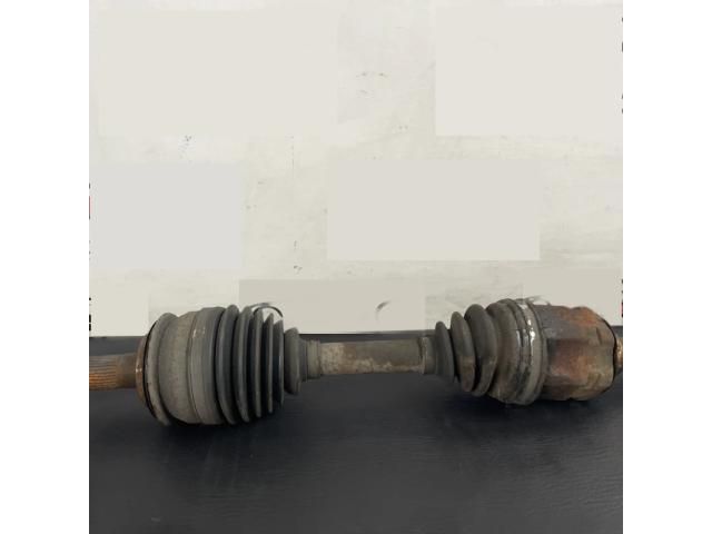 bontott TOYOTA HILUX Bal Féltengely
