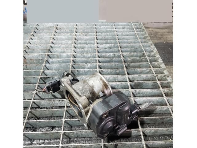 bontott TOYOTA HILUX Fojtószelep (Elektromos)