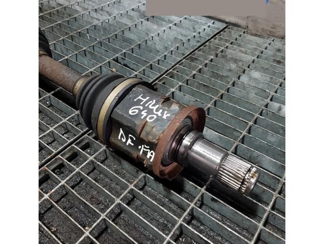 bontott TOYOTA HILUX Jobb Féltengely