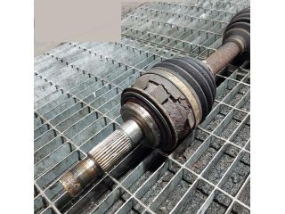 bontott TOYOTA HILUX Jobb Féltengely