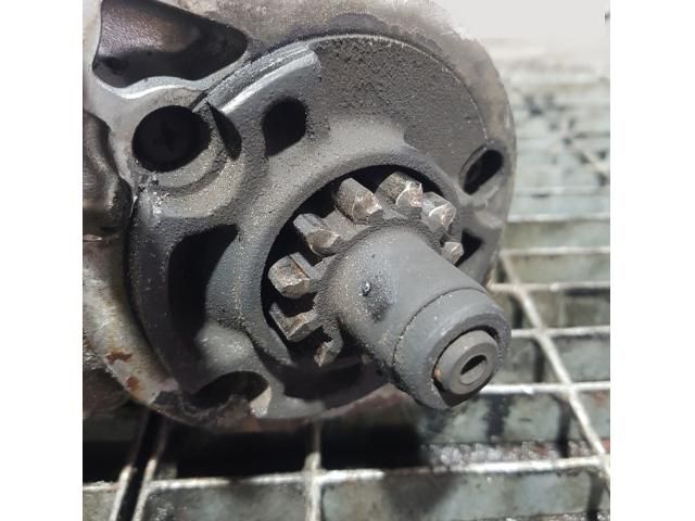 bontott TOYOTA HILUX Önindító