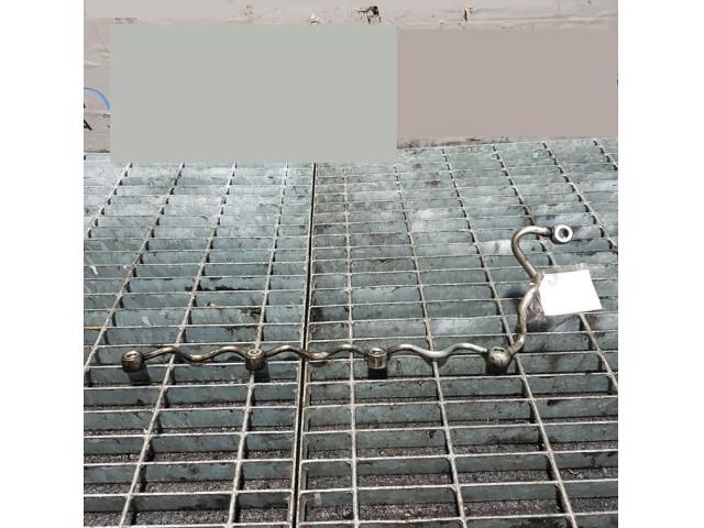 bontott TOYOTA HILUX Résolajcső