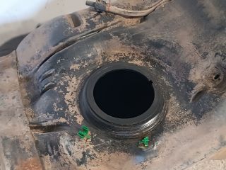 bontott TOYOTA HILUX Tank