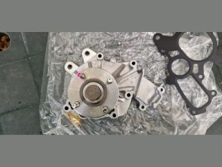 bontott TOYOTA HILUX Vízpumpa