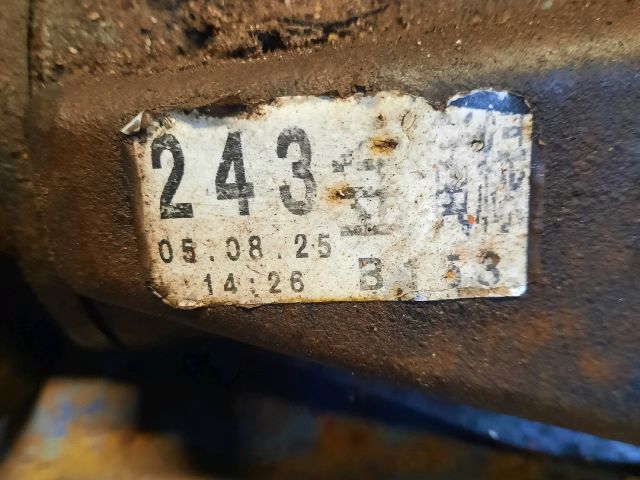 bontott TOYOTA HILUX Hátsó Differenciálmű